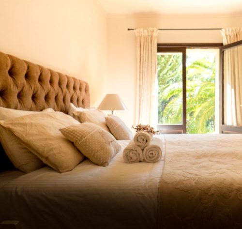 bedroomback3-500x500